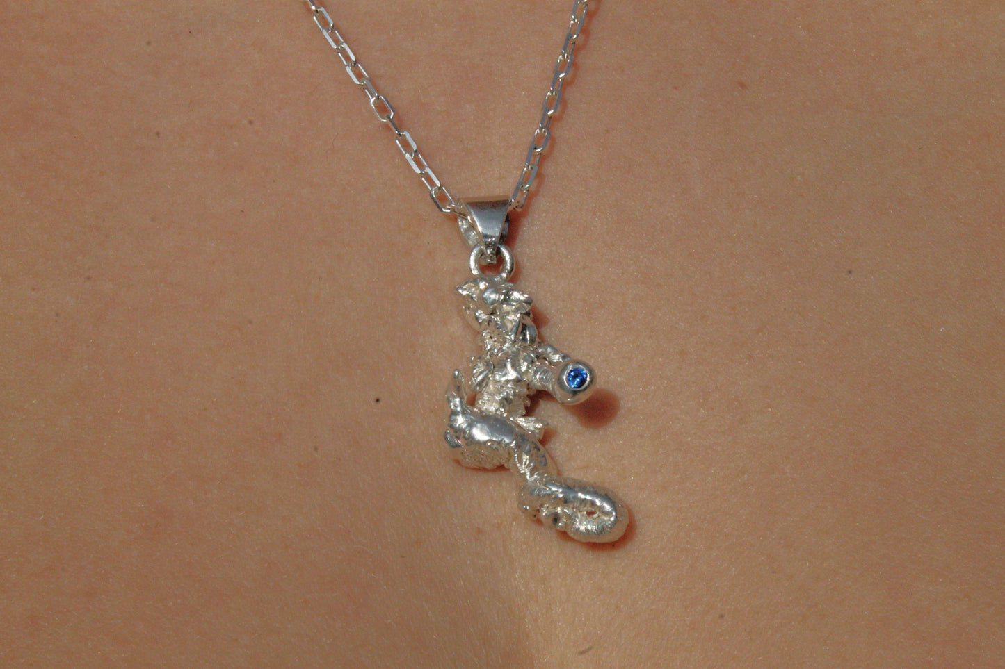 OVNI Necklace Sapphire